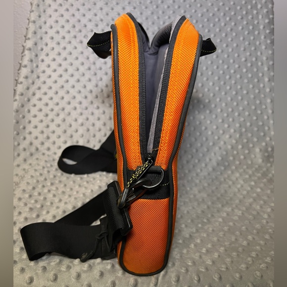 Timbuk2 Padded Laptop Bag with strap for 13 inch laptop - Picture 6 of 6